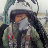 Экипаж командирі: қазақ қызы жойғыш ұшақты тізгіндеді