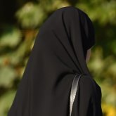 Алматы облысында хиджабтағы қызды зорлаған ҰҚК қызметкері сотталды