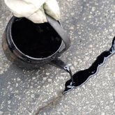 Атыраудағы көпірді шәйнекпен жөндеу: мердігердің жауабы