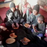 Аш отырған Ауған қазақтары Қазақстанға алып кетуді сұрады (ВИДЕО)