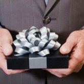 Антикор мемқызметшілерге мерекеде «сыйлық» алмау керектігін ескертті