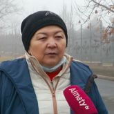 Алматыда көпбалалы ана лаңкестер басып алған резиденциядан сегіз жаралыны шығарған