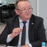 «Қазақ көшінің тағдырын Колода, Платоновтар емес Жаңбыршин, Дүйсембинов, Саировтар шешуі керек» - қоғам белсендісі