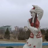 Ақтаудағы «биші қыздардың» бояуы ағып кетті