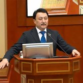 Аманжол Әлтай Мәжіліс депутаты ретінде ант берді