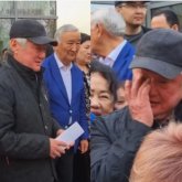 Бердібек Сапарбаев жамбылдықтармен қоштасу кезінде жылап жіберді