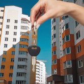 Жастарға жалға берілген тұрғын үйді жекешелендіруге бола ма?