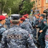 Ереван халқы Пашинянның отставкасын талап етіп, көшеге шықты