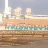 Астанада әйел мен жасөспірімді металл баннер басып қалды