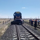 Қызылорда облысында тепловоз бен көлік соқтығысты