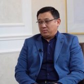 «Билікте отырғандарға қазақ тілінің дамығаны керек емес» - Қайрат Жолдыбайұлы