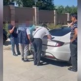 Алматыда рейдерлікпен айналысып келген қылмыстық топ ұсталды