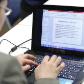 23 шілдеден бастап кейбір қызметкер қашықтан жұмыс істеуге жіберіледі