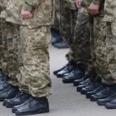 «Несие алуға мәжбүрлеген»: Әлеуметтік желіде әскери қызметкердің анасының аудиохабарламасы тарады