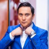 «Намазхан болса, қайтейін». Қайрат Әділгерейдің сұхбаты желіде талқыға түсті