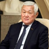 «Кітап жазуды және дәріс оқуды жоспарлап жүрмін»: Зейнетке шыққан Бердібек Сапарбаев немен айналысып жүргенін айтып берді