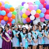 «Биыл мектеп ғимаратын шарлармен безендіруге рұқсат етілмейді» – министрлік