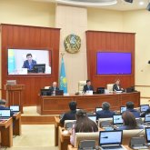 Депутаттар Тұңғыш Президент күнін мемлекеттік мереке қатарынан алып тастауды қолдады