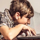 Алматыда 6 жасар бала «Майнкрафт» ойынынан кейін психиатриялық диспансерге түскен