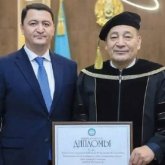 «Құрметті профессор»: Ақтөбе облысының әкімі енді студенттерге лекция оқи алады (ФОТО)