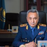 «40 миллион теңге пара алған»: Солтүстік Қазақстанда белгілі генералдың қолына кісен салынды