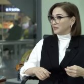 «Сол биігінде жүре берсін»: Бақыт Шадаева Димаштың даусына көңілі толмайтынын айтты