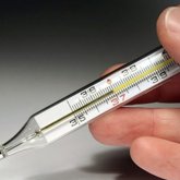 Дене қызуын градусниксіз қалай анықтауға болады?