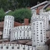 Петропавлда 70 жастағы зейнеткер ауласын көне еуропаға айналдырды