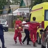 Түркістан облысында сыра ішіп көлік жүргізген ер адам жедел жәрдем қызметкерін ұрған (ВИДЕО)