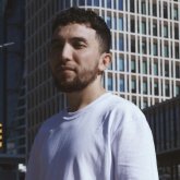 «Аңқаумын ба, білмеймін»: Жақында үйленген Нұрболат Қанай жабырқап жүргенін айтып, жан сырын ақтарды