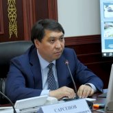 «Қауіпсіз ел»: Сәкен Сәрсенов Алматыда цифрлық қауіпсіздік шешімдерін талқылады