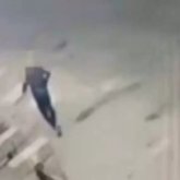 Павлодарда қарақшы балаға зорлық көрсетіп, үйді тонап кетті