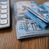 Жәрдемақы мен зейнетақы қанша теңгеге өсті?