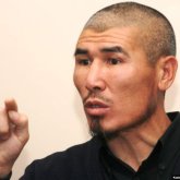 «Ин ша Аллаһ!»: Талғат Рысқұлбеков мектепте хиджабқа рұқсат берілмесе, Шешенстанға көшетінін айтты (ВИДЕО)