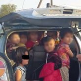 Тәрбиеші шағын көлікпен 25 баланы тасыған (ВИДЕО)