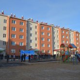 «Ешқандай өзгеріс жоқ»: Петропавлда 200 отбасы уәде етілген пәтерге көше алмай отыр