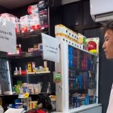 Жастар дәріханадан есірткі сатып алып жүр: «Жаңа Адамдар» Алматыда рейд бастады (ВИДЕО)