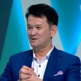 «Әдемі елес»: Медеу Арынбаев әйелінің қазасынан кейін екінші рет үйленбеуінің себебін түсіндірді