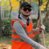 «Ұлы дала баласы ұлы даланы сыпыруда»: Төреғали Төреәлі сот үкімін орындап жүрген видеосын жариялады