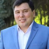 «Жақсы әйел алмаған еркек байымайды». Омар Жәлел жігіттерге кеңес берді