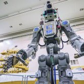 «Денесі конвейер лентасында жаншылған». Оңтүстік Кореяда робот зауыт қызметкерін өлтірді