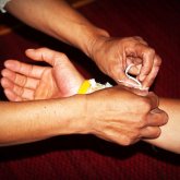 Атырау облысында туыстары қайтыс болды деп хабарлаған адам тірі боп шықты