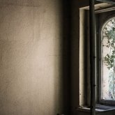 Павлодарда ер адам оныншы қабаттан құлап мерт болды