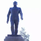 Талдықорғанда Назарбаев ескерткішінің тұғыры алынып тасталды (ВИДЕО)