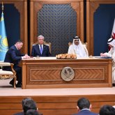 Қасым-Жомарт Тоқаев пен Қатар Әмірі бірқатар құжатқа қол қойды