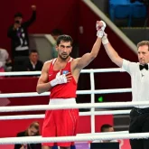 Асланбек Шымбергенов Италиядағы алғашқы жекпе-жегінде жеңіске жетті