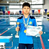 Атыраулық 11 жастағы спортшы жүзуден рекорд жаңартты