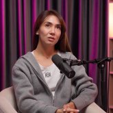 «Екі ай жүре алмай қалдым»: Белгілі актриса жүкті кезін еске алды