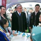 Мемлекет басшысы «Наурыз Фест» фестивалінде халықпен жүздесті