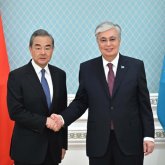 Президент ҚХР Сыртқы істер министрін қабылдады